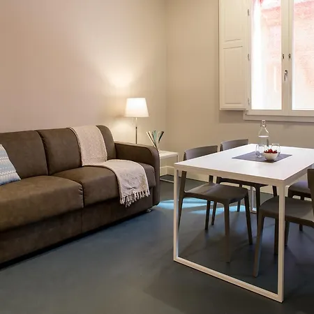 Almarossa Aparthotel Bologna