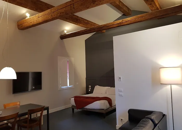 Almarossa 4* Bologna