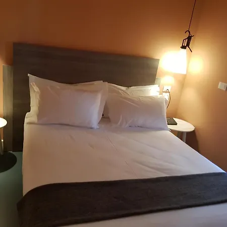 Almarossa Appart hôtel 2*
