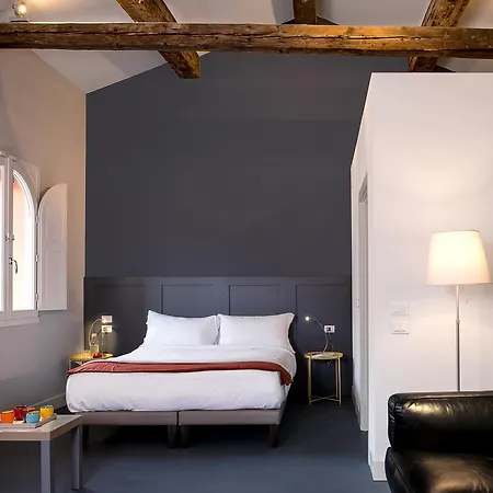 Almarossa Aparthotel 4*