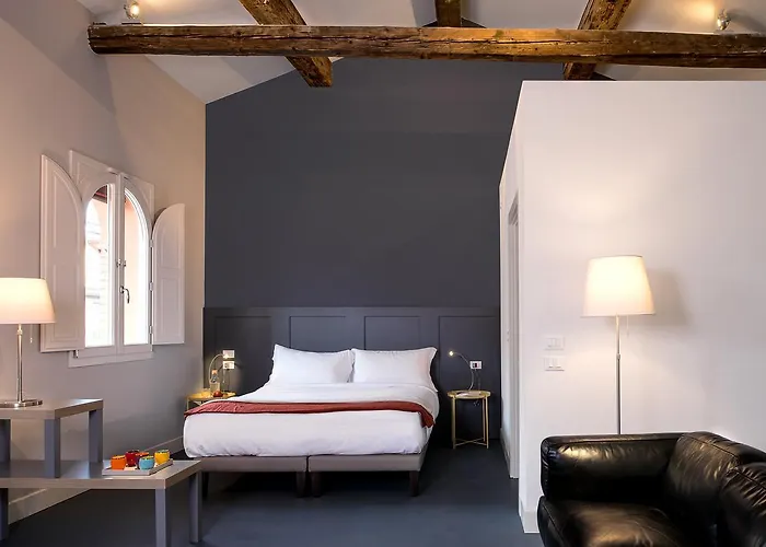 Almarossa Hotel apartamentowy 4*