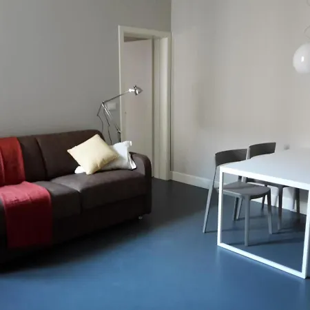 アパートホテル Almarossa 4*