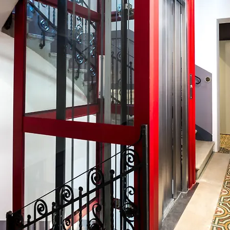 Almarossa アパートホテル ボローニャ