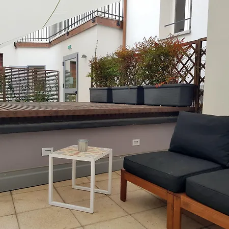 Almarossa アパートホテル ボローニャ