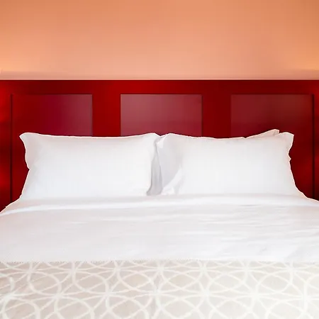 Almarossa アパートホテル ボローニャ